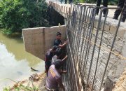 Polisi Turun Tangan Bangun Tiga Jembatan di Kuok, Progres Tertinggi Capai 70 Persen