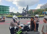 Patroli Beat Ditlantas Polda Riau Intensifkan Pengawasan di Jam Rawan Kemacetan Pekanbaru
