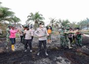 Pantau Titik Rawan Karhutla, Polda Riau Bersama TNI-BPBD Gelar Patroli Udara dan Darat