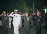 Momen Khidmat TNI-Polri di Malam Renungan Suci Sambut HUT ke-81 Kemerdekaan RI